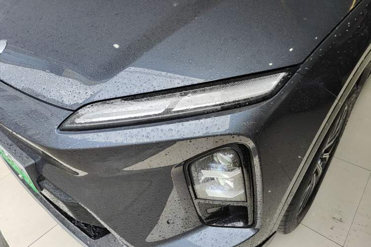 Used Nio ES6 2025 75 kWh Left Front Headlight