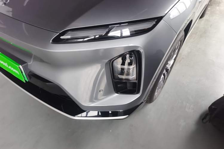 Used Nio ES6 2025 75 kWh Left Front Headlight