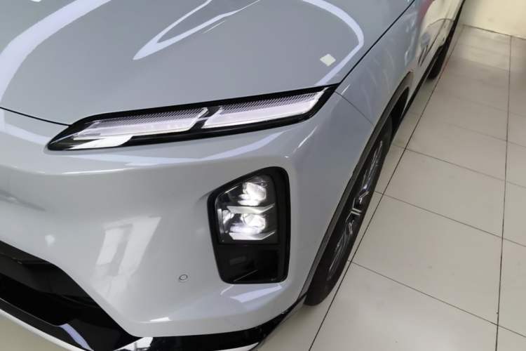 Used Nio ES6 2025 75 kWh Left Front Headlight