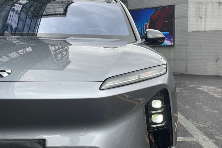 Used Nio ES6 2025 75 kWh Left Front Headlight
