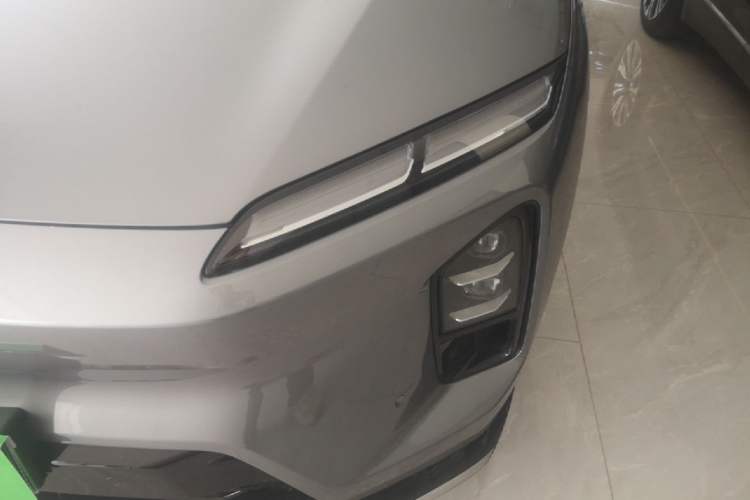Used Nio ES6 2025 75 kWh Left Front Headlight