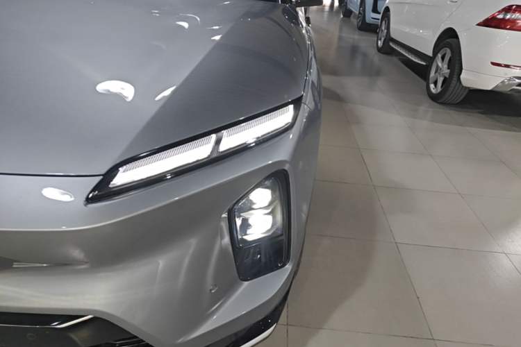 Used Nio ES6 2025 75 kWh Left Front Headlight