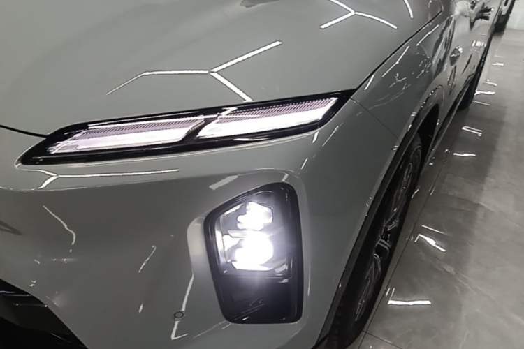 Used Nio ES6 2025 75 kWh Left Front Headlight