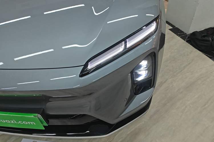 Used Nio ES6 2025 75 kWh Left Front Headlight