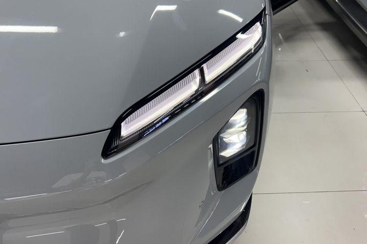 Used Nio ES6 2025 75 kWh Left Front Headlight