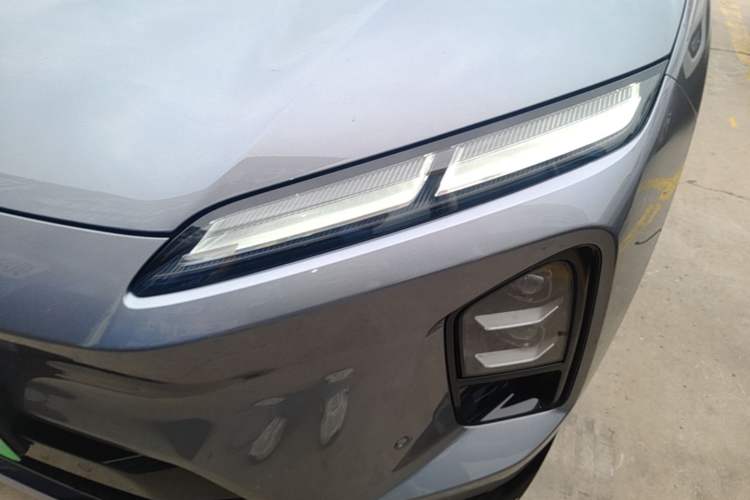 Used Nio ES6 2025 75 kWh Left Front Headlight
