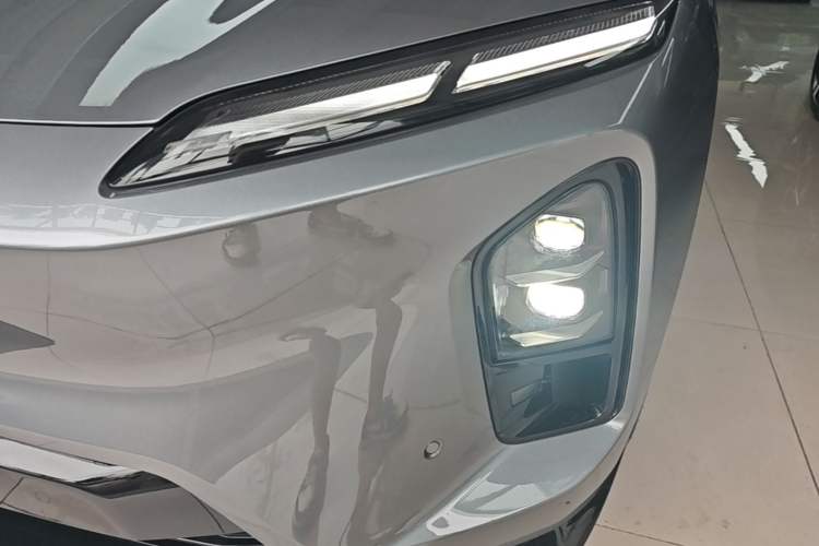 Used Nio ES6 2025 100 kWh Left Front Headlight