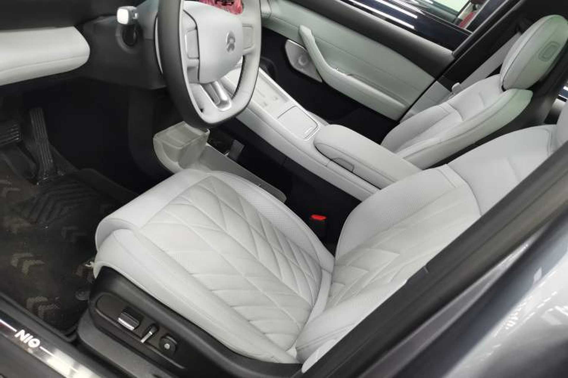 Used Nio ES6 2025 Model 100kWh 300,000th Anniversary Edition Left Front Seat