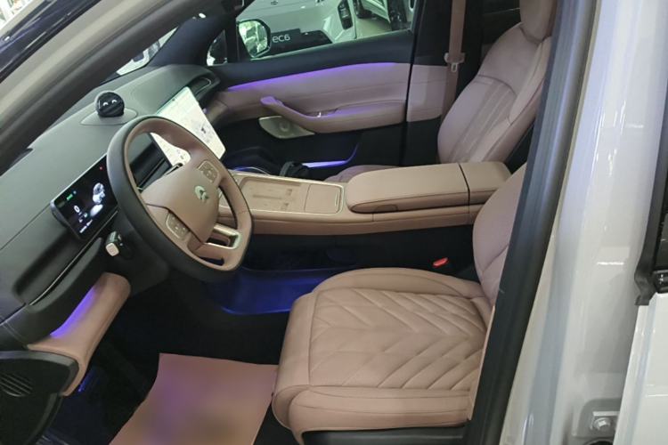 Used Nio ES6 2025 75 kWh Left Front Seat