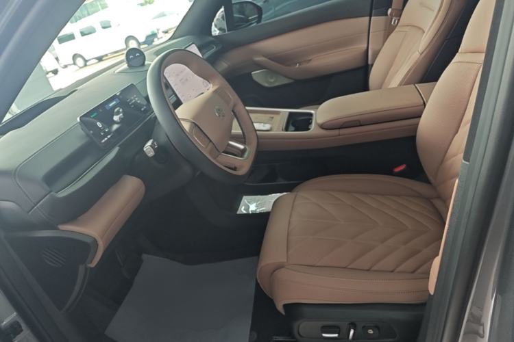 Used Nio ES6 2025 100 kWh Left Front Seat