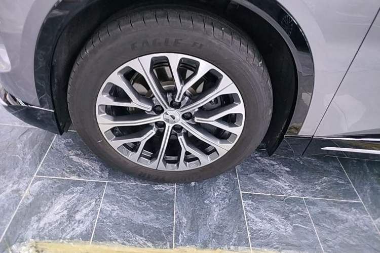 Used Nio ES6 2025 75 kWh Left Front Wheel Hub