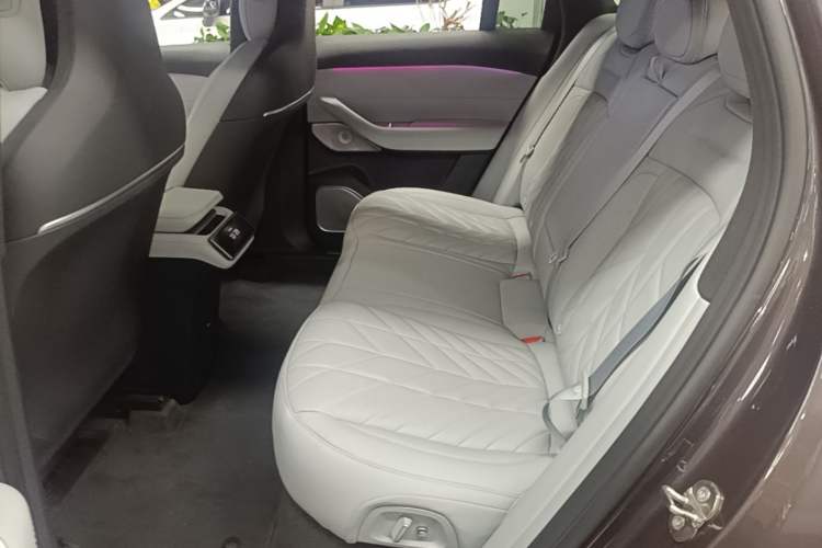 Used Nio ES6 2025 75 kWh Left Rear Seat