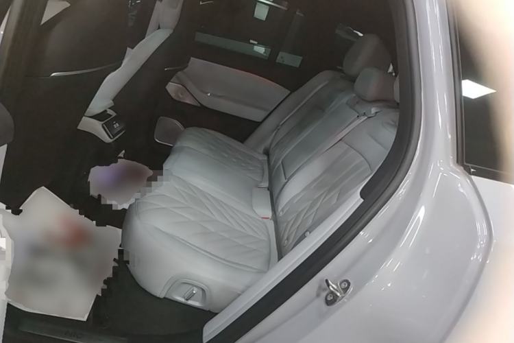 Used Nio ES6 2025 75 kWh Left Rear Seat