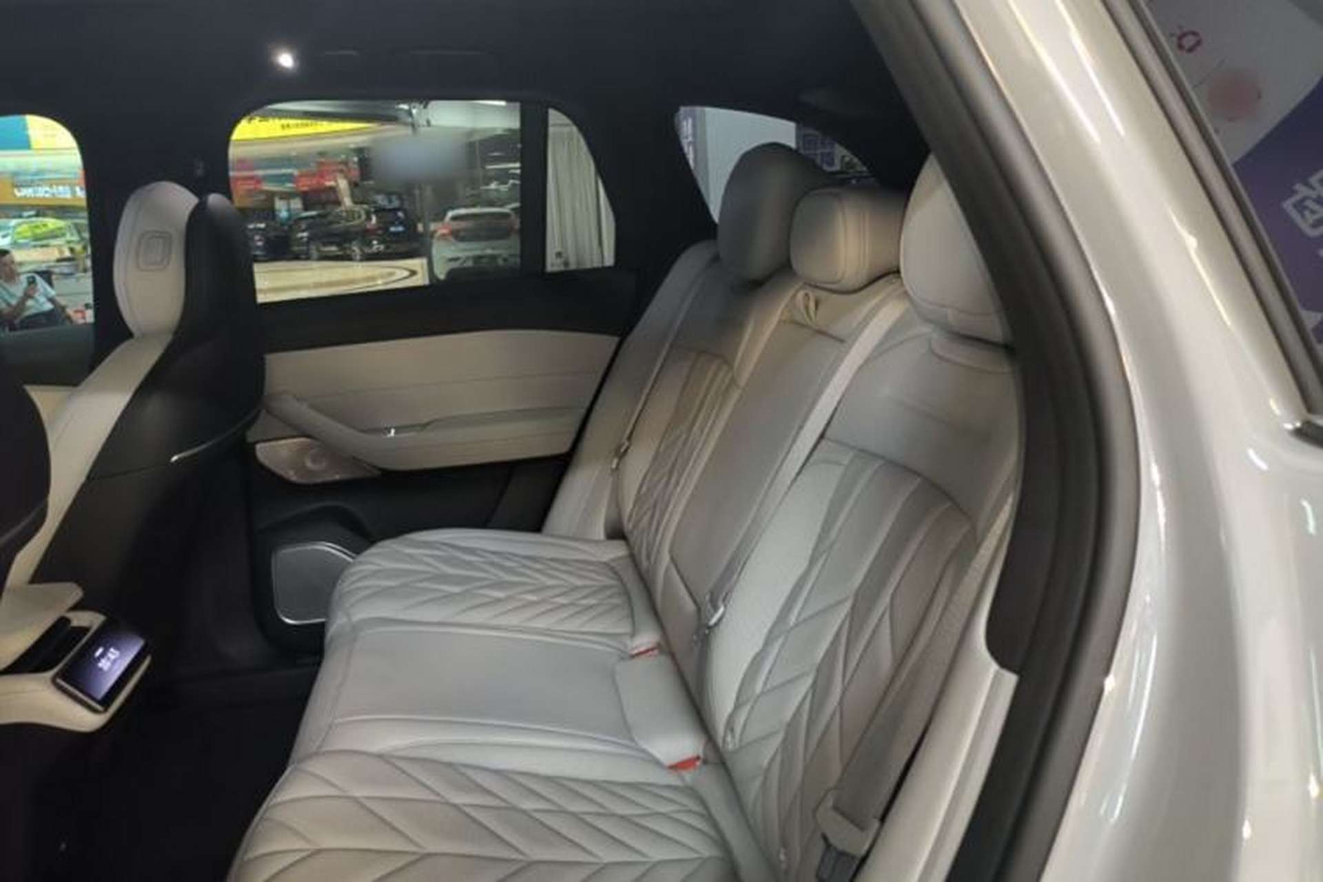 Used Nio ES6 2025 75 kWh Left Rear Seat