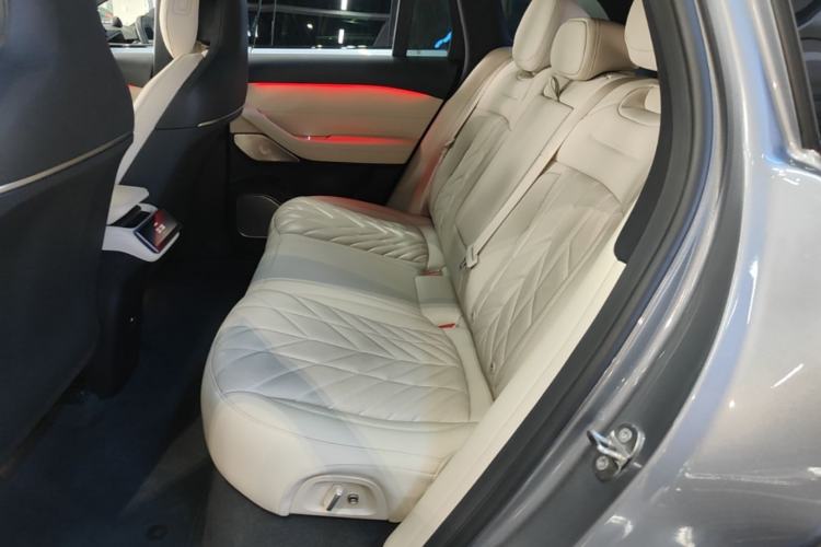 Used Nio ES6 2025 75 kWh Left Rear Seat