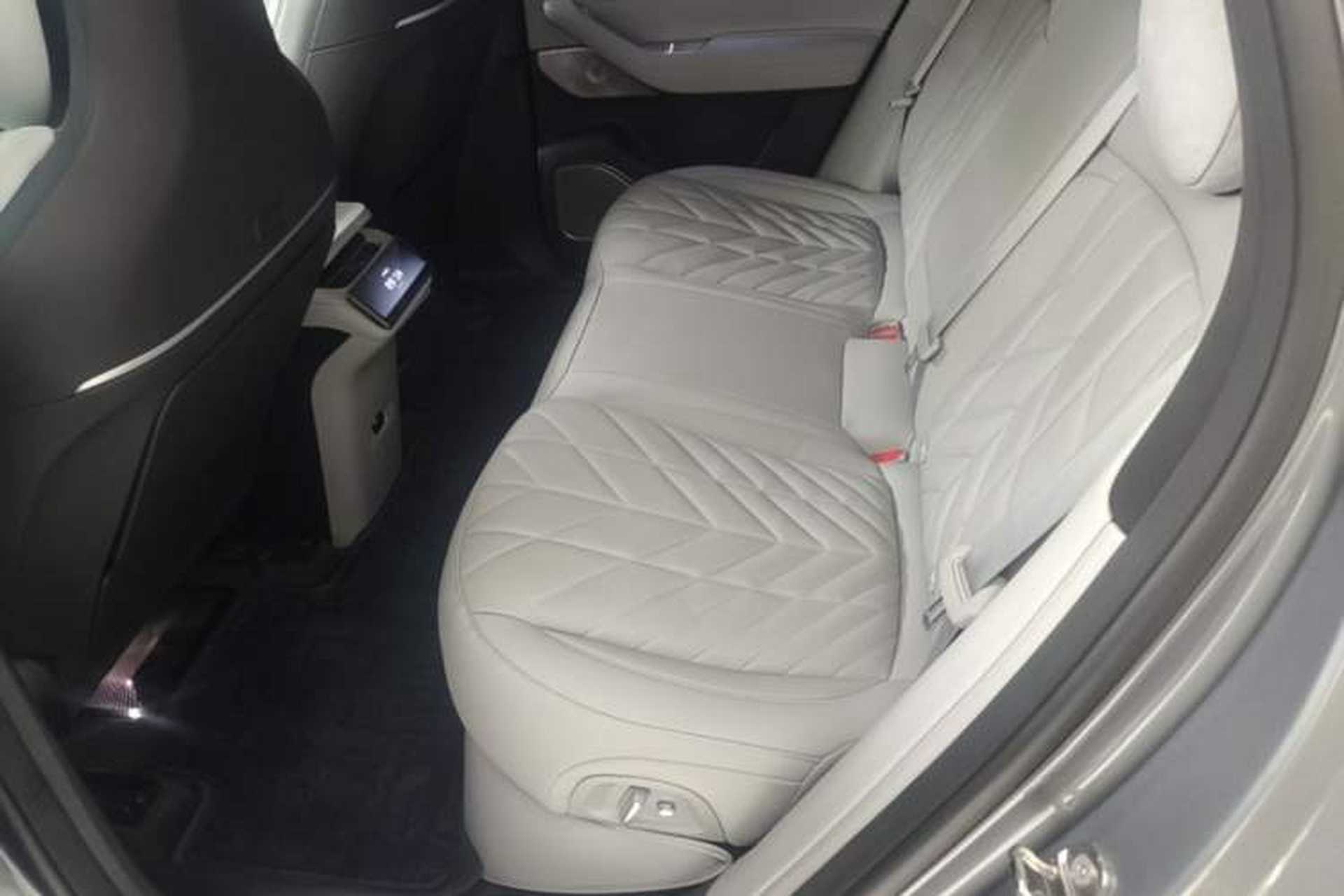 Used Nio ES6 2025 75 kWh Left Rear Seat