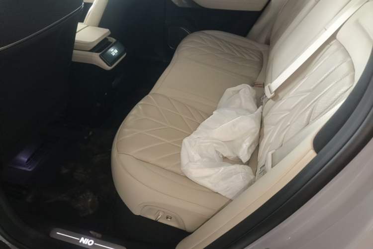 Used Nio ES6 2025 75 kWh Left Rear Seat