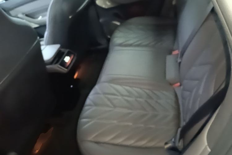 Used Nio ES6 2025 75 kWh Left Rear Seat