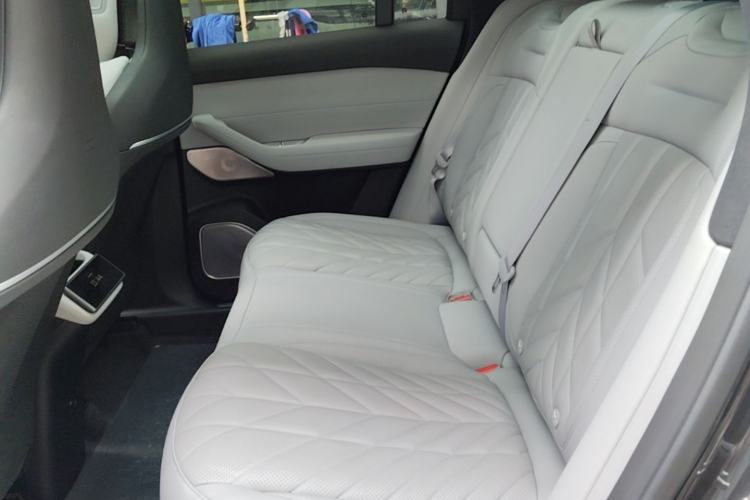 Used Nio ES6 2025 75 kWh Left Rear Seat