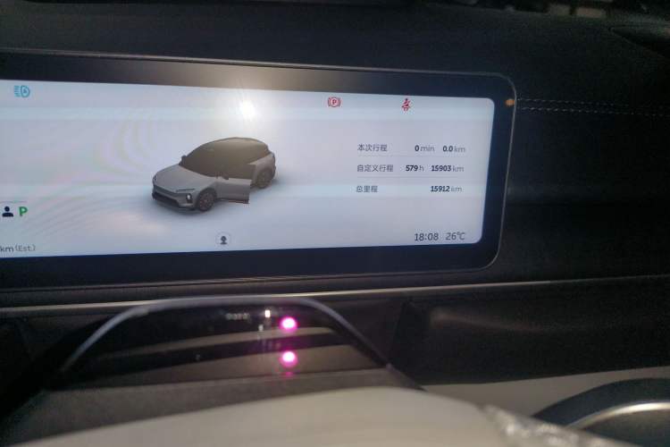 Used Nio ES6 2025 75 kWh Odometer Close Up