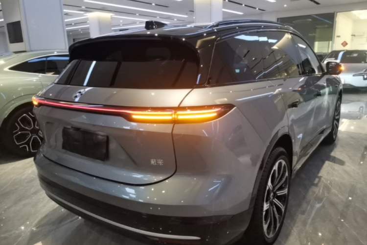 Used Nio ES6 2025 75 kWh Rear Right 45 Deg
