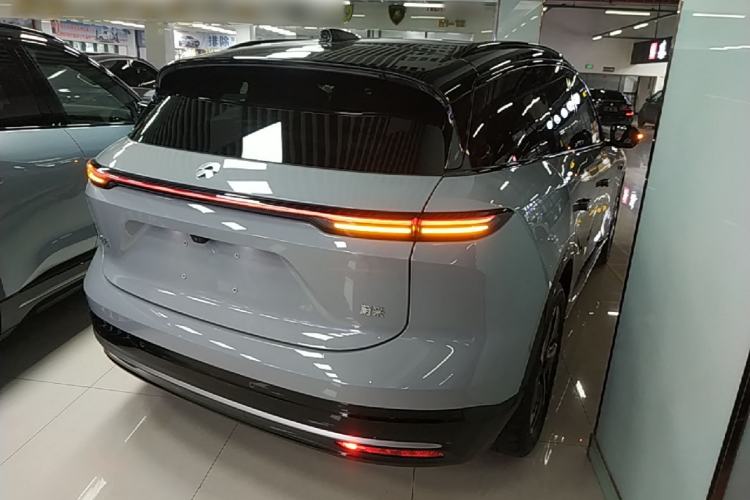 Used Nio ES6 2025 75 kWh Rear Right 45 Deg