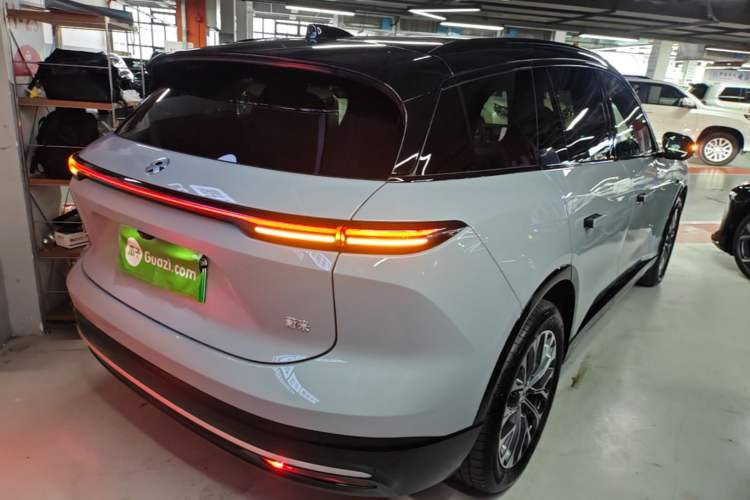 Used Nio ES6 2025 75 kWh Rear Right 45 Deg