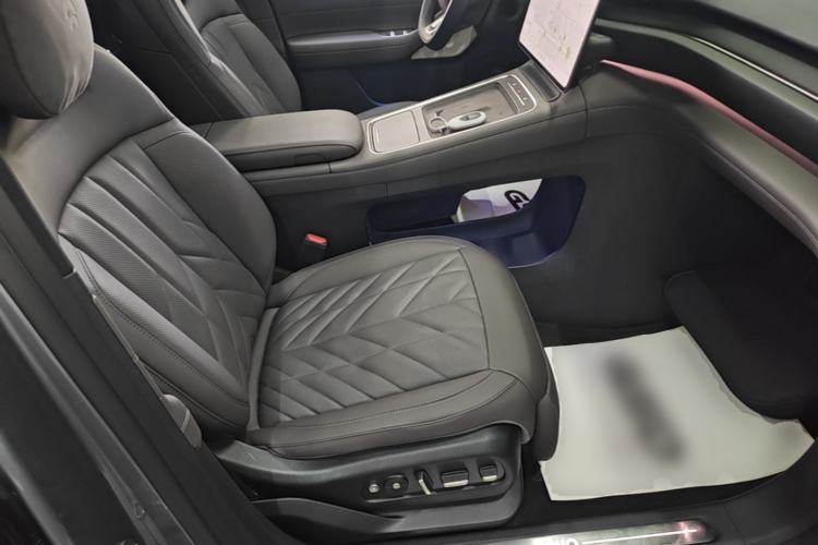 Used Nio ES6 2025 Model 100kWh 300,000th Anniversary Edition Right Front Seat