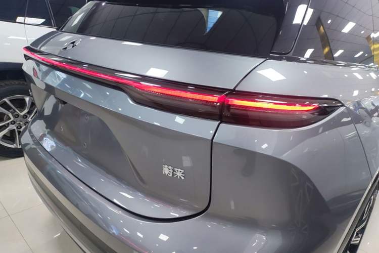 Used Nio ES6 2025 75 kWh Right Rear Taillight