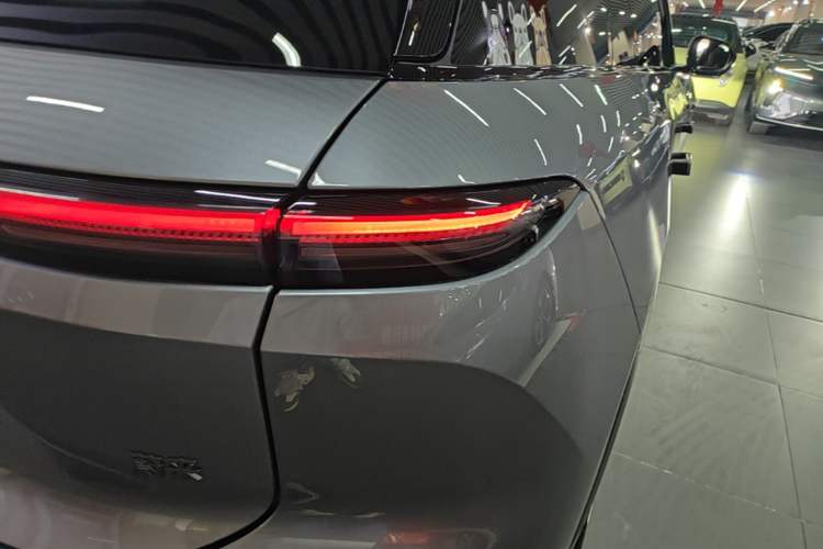 Used Nio ES6 2025 Model 100kWh 300,000th Anniversary Edition Right Rear Taillight