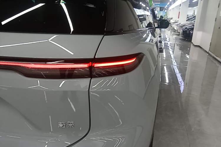 Used Nio ES6 2025 75 kWh Right Rear Taillight