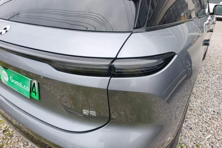 Used Nio ES6 2025 75 kWh Right Rear Taillight