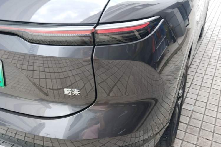 Used Nio ES6 2025 75 kWh Right Rear Taillight