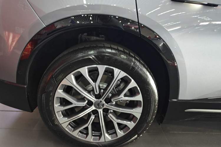 Used Nio ES6 2025 Model 100kWh 300,000th Anniversary Edition Right Rear Wheel Hub