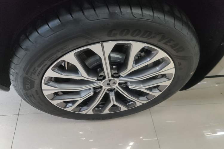 Used Nio ES6 2025 75 kWh Right Rear Wheel Hub