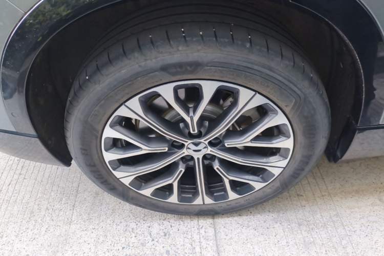 Used Nio ES6 2025 75 kWh Right Rear Wheel Hub