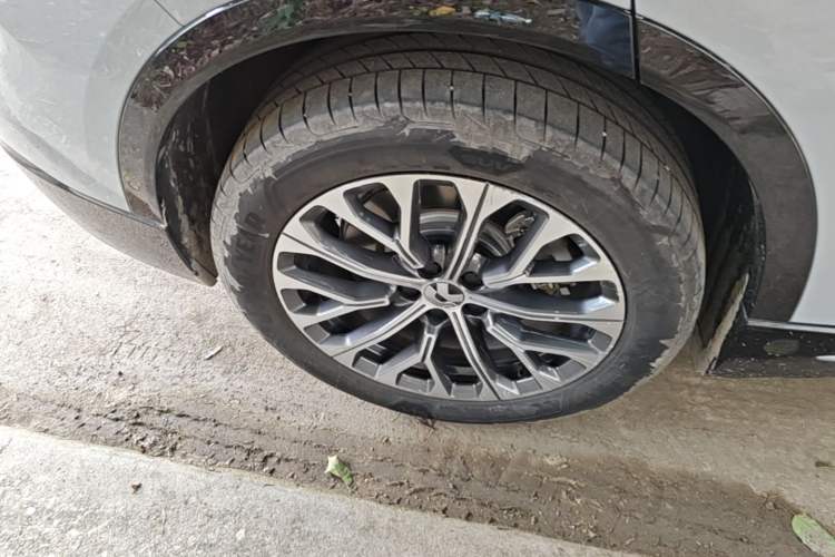 Used Nio ES6 2025 75 kWh Right Rear Wheel Hub