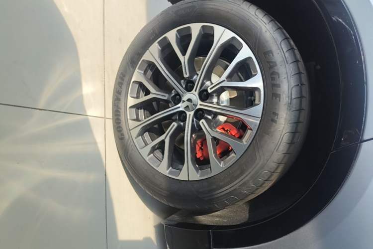 Used Nio ES6 2025 75 kWh Right Rear Wheel Hub