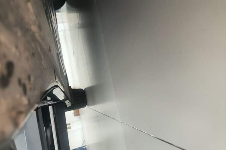 Used Nio ES6 2025 75 kWh Right Side Sill