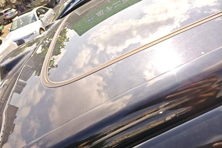 Used Nio ES6 2025 75 kWh Roof