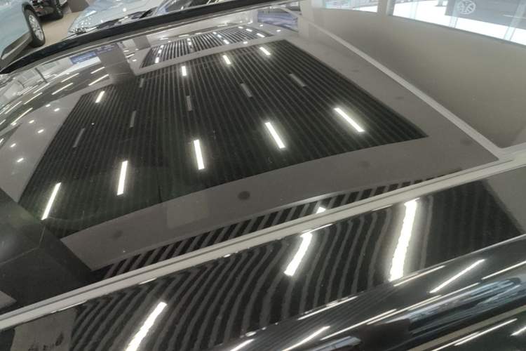 Used Nio ES6 2025 75 kWh Roof