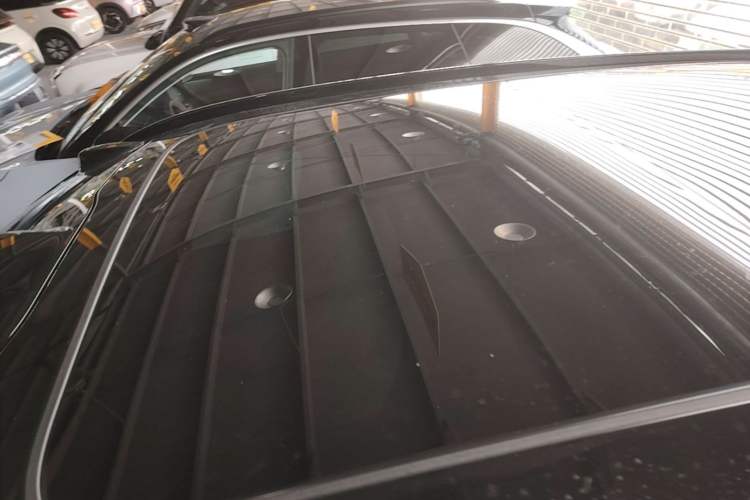 Used Nio ES6 2025 75 kWh Roof