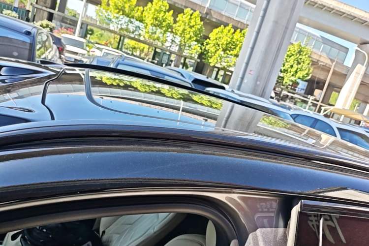 Used Nio ES6 2025 75 kWh Roof