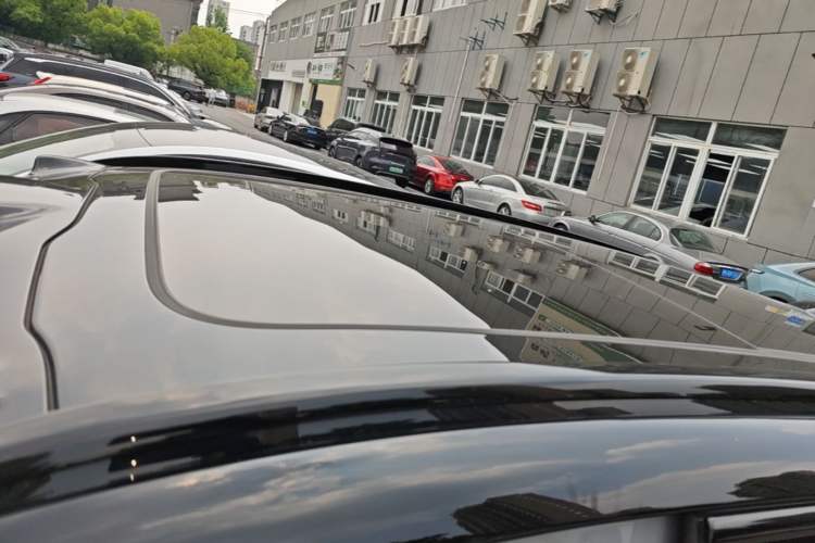 Used Nio ES6 2025 75 kWh Roof