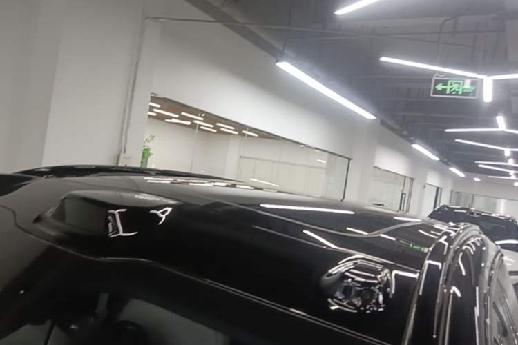 Used Nio ES6 2025 75 kWh Roof
