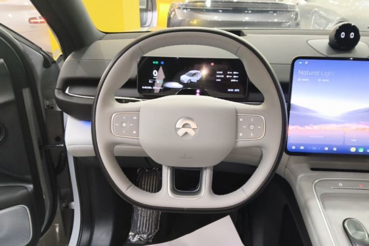 Used Nio ES6 2025 75 kWh Steering Wheel