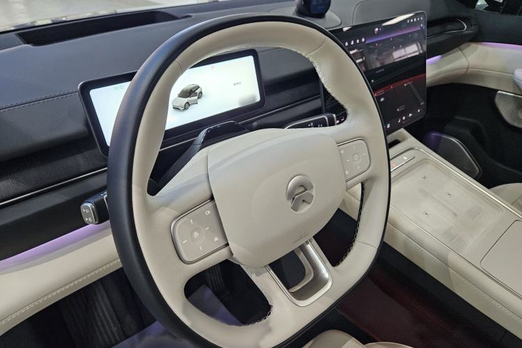 Used Nio ES6 2025 75 kWh Steering Wheel