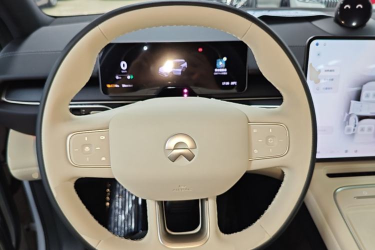 Used Nio ES6 2025 75 kWh Steering Wheel