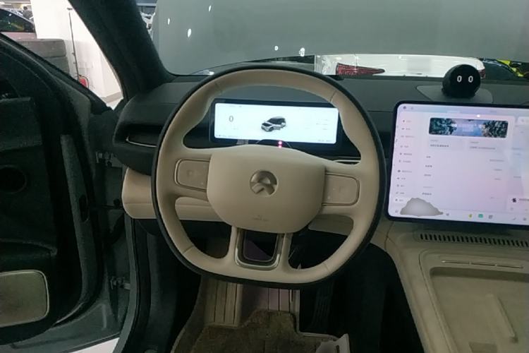 Used Nio ES6 2025 75 kWh Steering Wheel