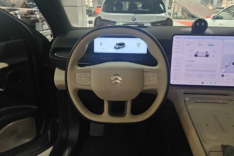 Used Nio ES6 2025 75 kWh Steering Wheel